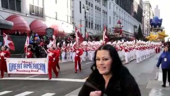 Avril Lavigne Macy's Day Parade 040