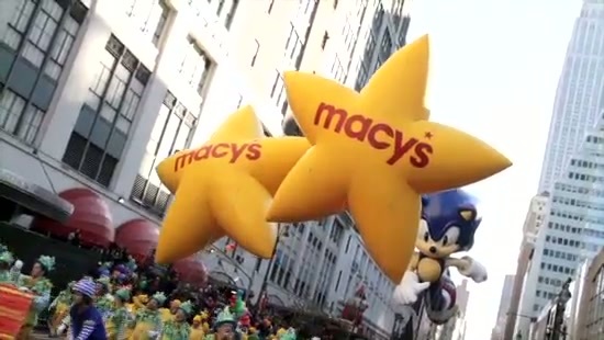 Avril Lavigne Macy's Day Parade 044