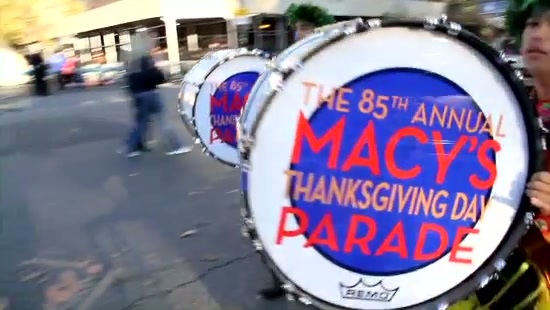 Avril Lavigne Macy's Day Parade 058
