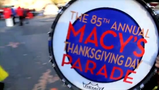 Avril Lavigne Macy's Day Parade 060