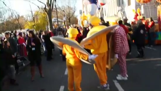 Avril Lavigne Macy's Day Parade 084