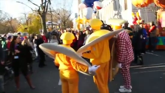 Avril Lavigne Macy's Day Parade 086