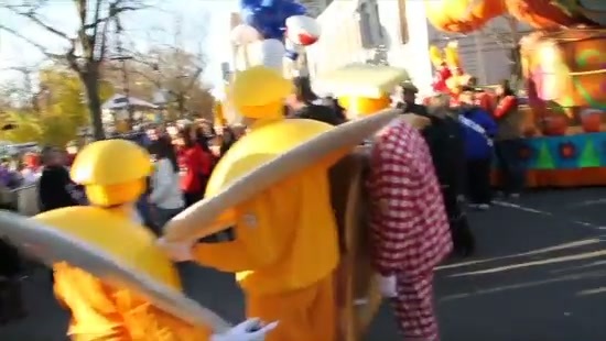 Avril Lavigne Macy's Day Parade 089