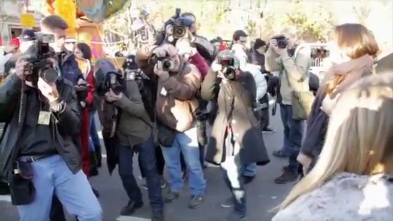 Avril Lavigne Macy's Day Parade 096