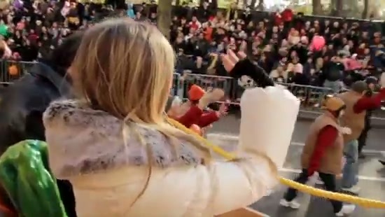Avril Lavigne Macy's Day Parade 352
