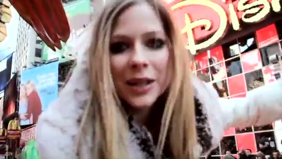 Avril Lavigne Macy's Day Parade 401