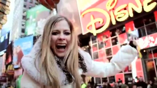 Avril Lavigne Macy's Day Parade 407