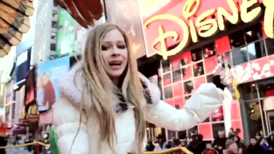 Avril Lavigne Macy's Day Parade 412