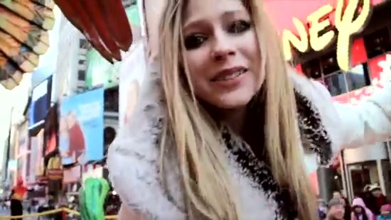 Avril Lavigne Macy's Day Parade 418