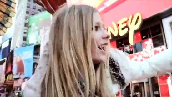 Avril Lavigne Macy's Day Parade 421