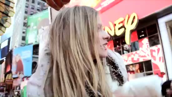 Avril Lavigne Macy's Day Parade 422