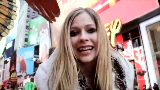 Avril Lavigne Macy's Day Parade 426 - Avril at the Macy s Christmass Parade - Screen Captures by me