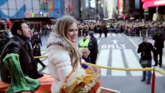 Avril Lavigne Macy's Day Parade 440