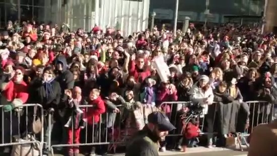 Avril Lavigne Macy's Day Parade 450