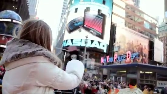 Avril Lavigne Macy's Day Parade 455