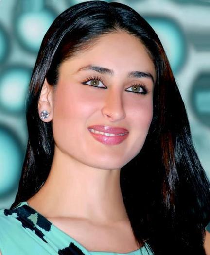 391513_268747686560513_915546082_n - Kareena Kapoor 2