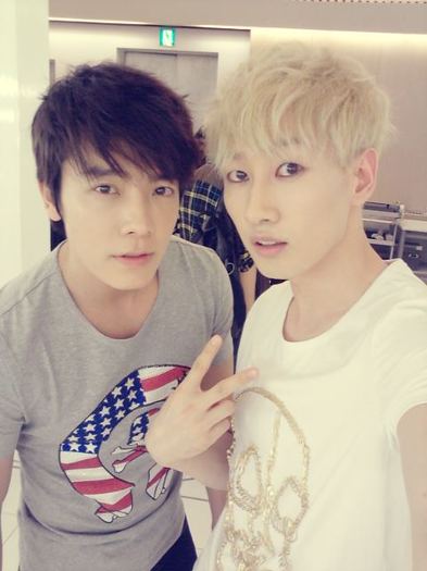 ~ ♥ Donghae and Eunhyuk . :x ♥ ~