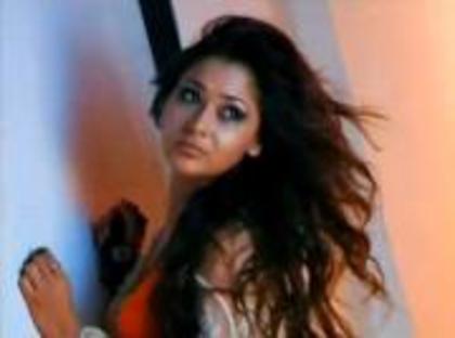 564129_396837567030085_1296785797_a - Sara khan new photoshoot