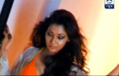 389142_396837637030078_743798749_a - sara khan15