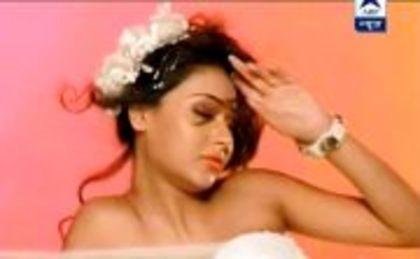 530024_396837800363395_639805006_a - sara khan15