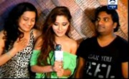 545494_396840473696461_690426617_a - sara khan15