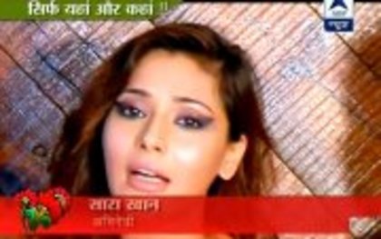 599767_396838800363295_842151377_a - sara khan15