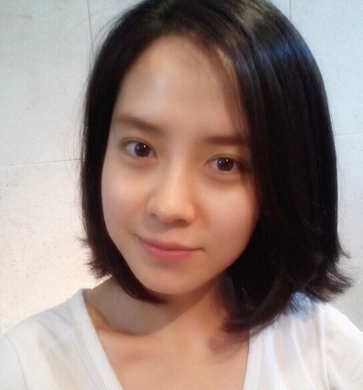 1_bea13b1a_z33566 - Song Ji Hyo