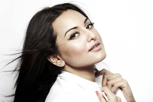 tumblr_m6sx5cv9VV1qmz9v1o1_500 - 0 Sonakshi Sinha