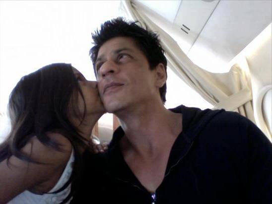 527801_267626766669477_1966773504_n