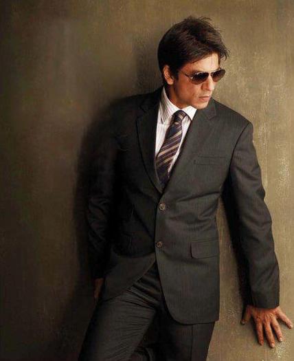 555759_248282551937232_1488610119_n