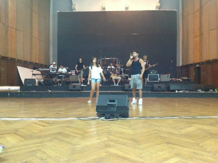 488016_424227314287284_1609124750_n