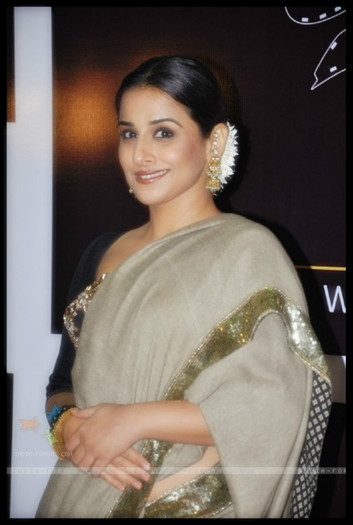  - x-Vidya Balan-x