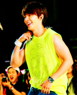 ~ ♥ Donghae . :x ♥ ~