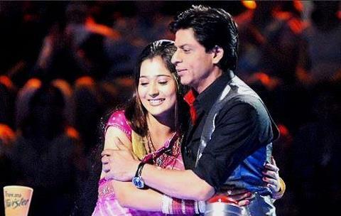 179546_402147429841673_1349321877_n - sara khan15