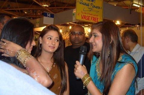 405357_402145646508518_2100494981_n - sara khan15