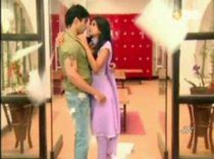 479930_124822730993551_1841209994_n - jennifer winget11
