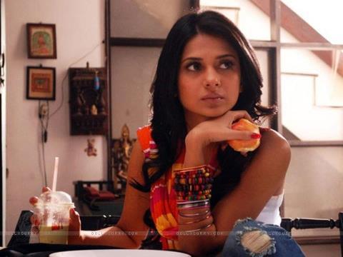 488039_254634894639056_143293691_n - jennifer winget11