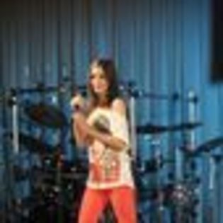 andrada-popa-826601l-thumbnail_gallery