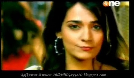 36-vert - Neha Jhulka