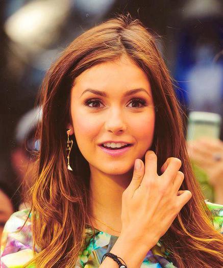 wow ! scuze nu stiam ca faci baie - The vampire diaries banda