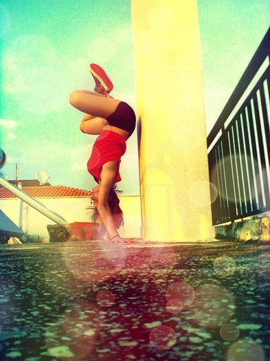 207467_410621525651792_849016297_n_large