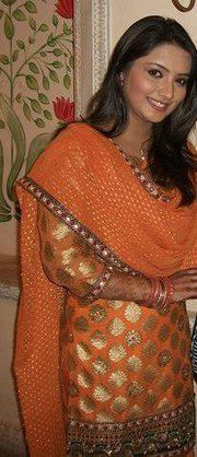 319831_357436884316955_1117181879_n - xxNidhi Uttam-Nandinixx