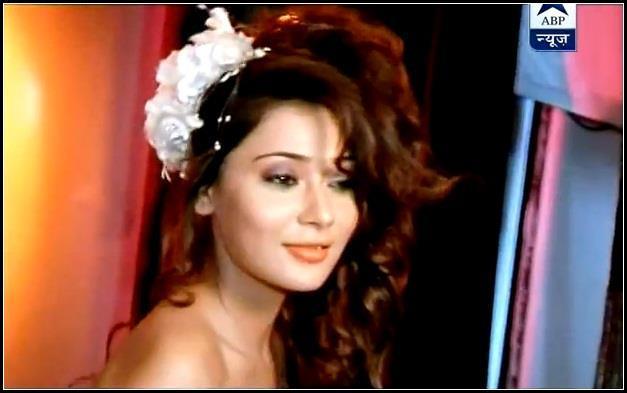 552457_110454899100686_969963451_n - xxSadhna-Sara Khanxx