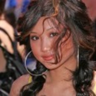 Brenda_Song_1235832338_4 - Brenda Song