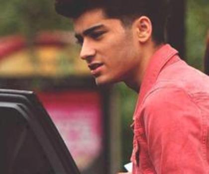 Bah´ lasati draq´ SUSU si JOSU vostru, si carativa aiki..k mor d foamne.: