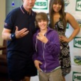 Justin_Bieber_1267178271_0