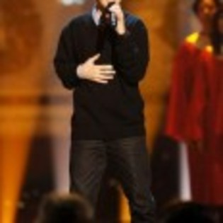 Justin_Bieber_1267178289_4