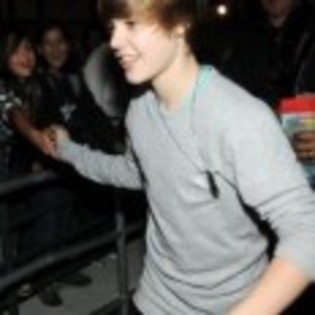 Justin_Bieber_1267178333_0