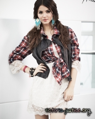 normal_022 - Victoria Justice - Photoshoot 005 - 2011 D Foreman