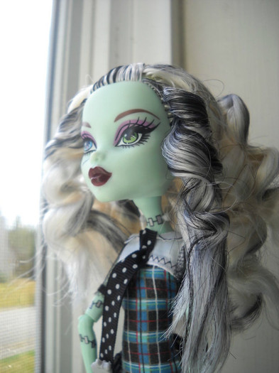 frankie__s_curls1_by_hollyxgraystone-d4awkew